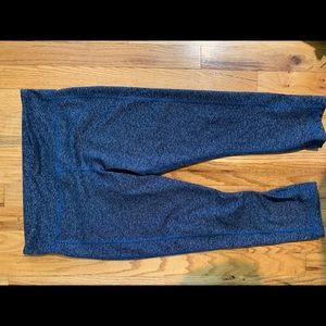 Under Armour workout crop leggings